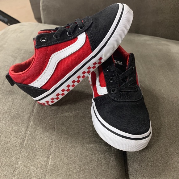 vans girls size 7